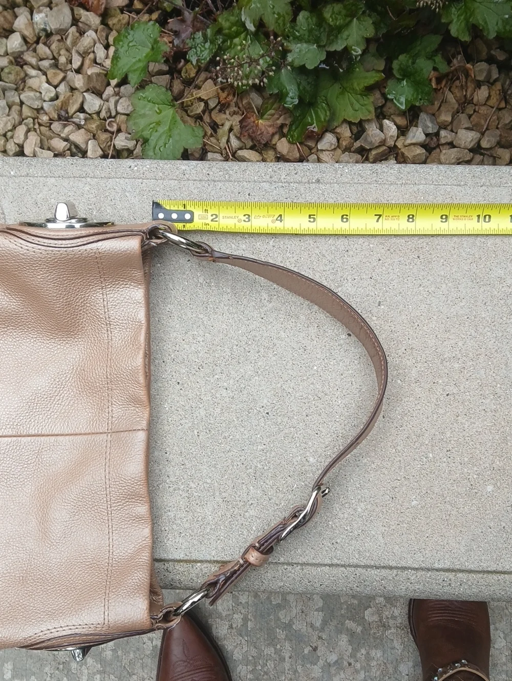 Coach Penelope Pebbled Leather Hobo Bag (Style F16535).